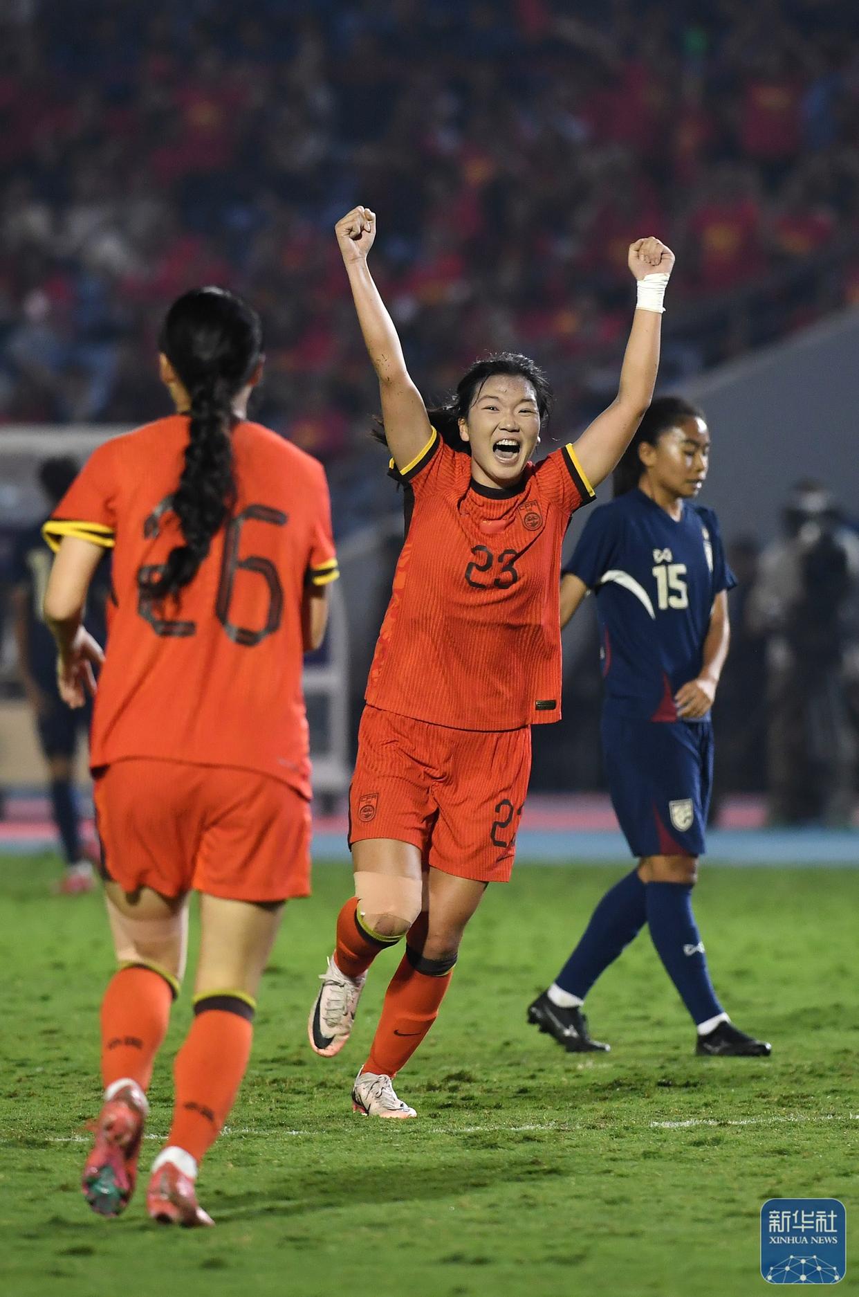 国际赛事女足代表展现出色表现，备战为国争荣